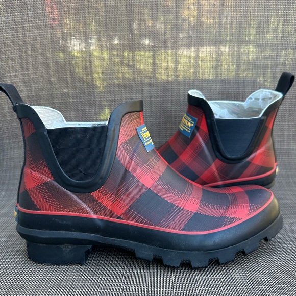 Pendleton Shoes - PendletonRain BootsRed Black Plaid Ankle Chelsea Rubber Waterproof Booties Sz 7
